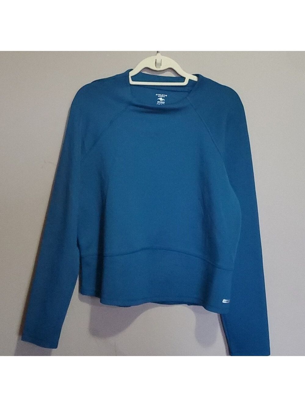 Athletic works sweater size xl